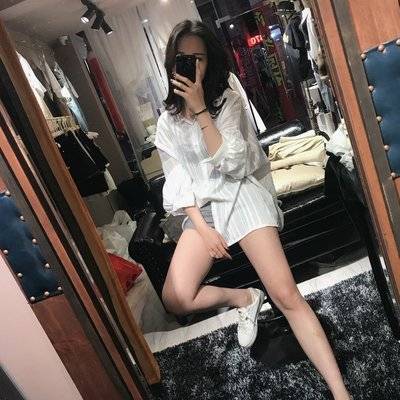 黑白模特