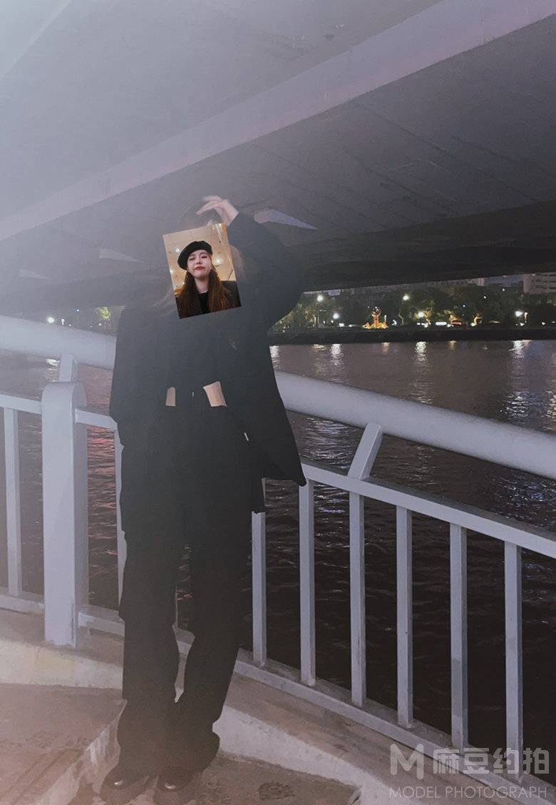 夜景模特