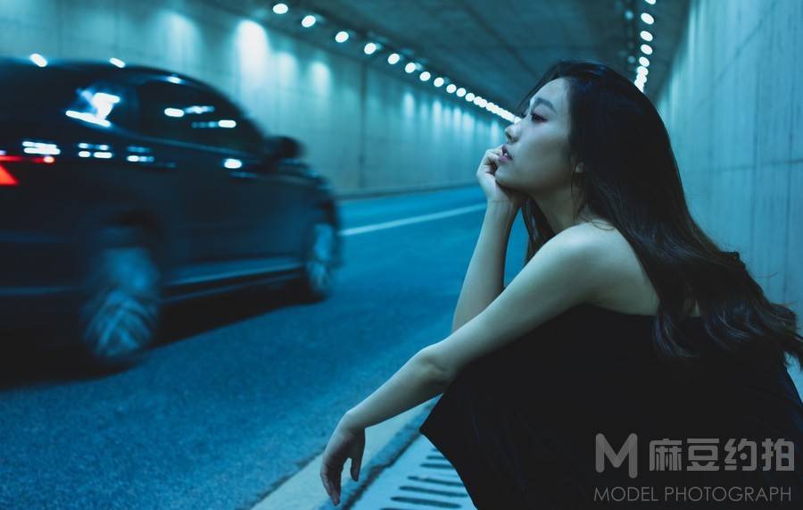 情绪模特