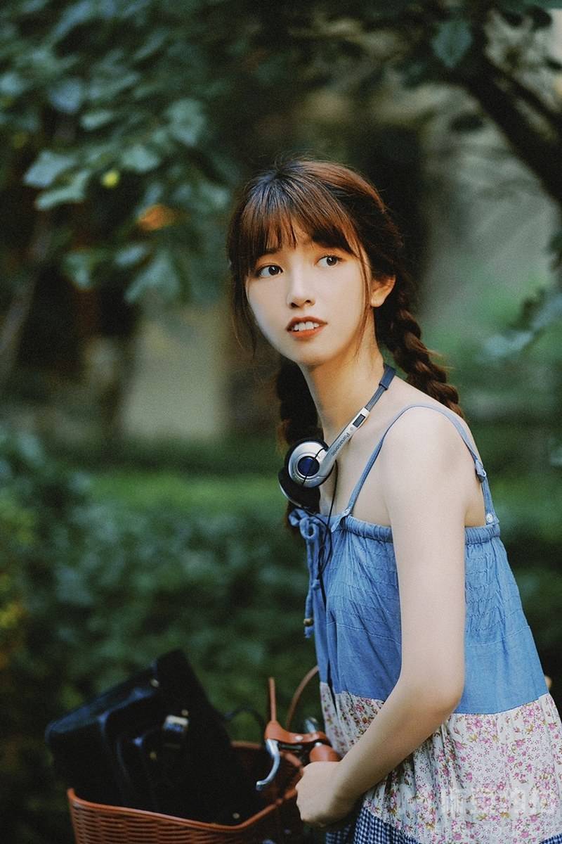 胶片模特
