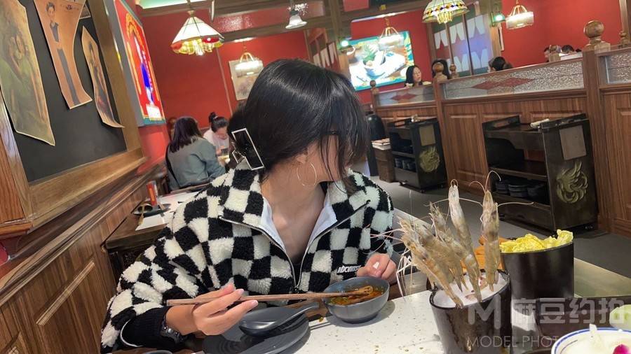 暗黑模特