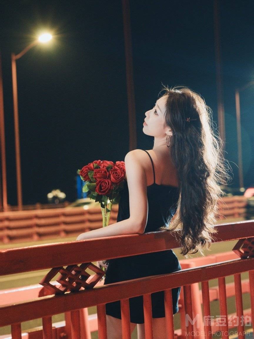 夜景模特