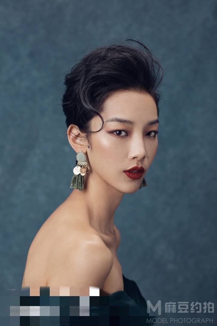 妆容模特