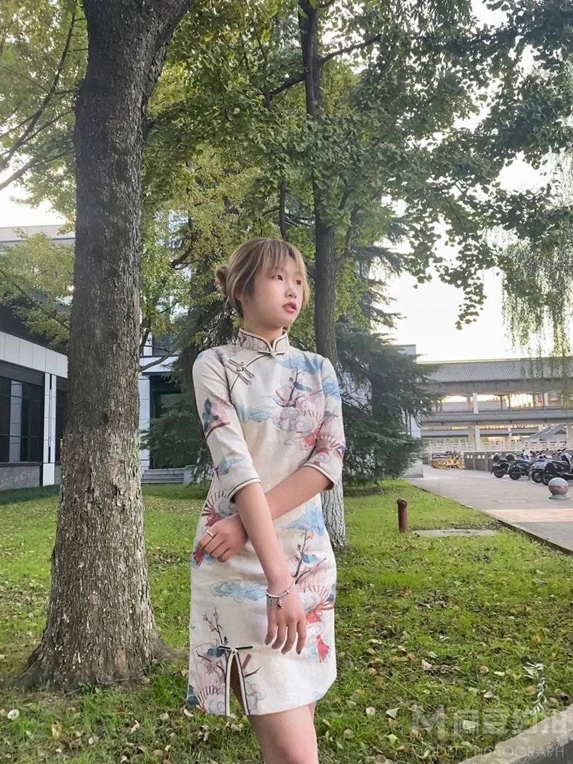 校园模特