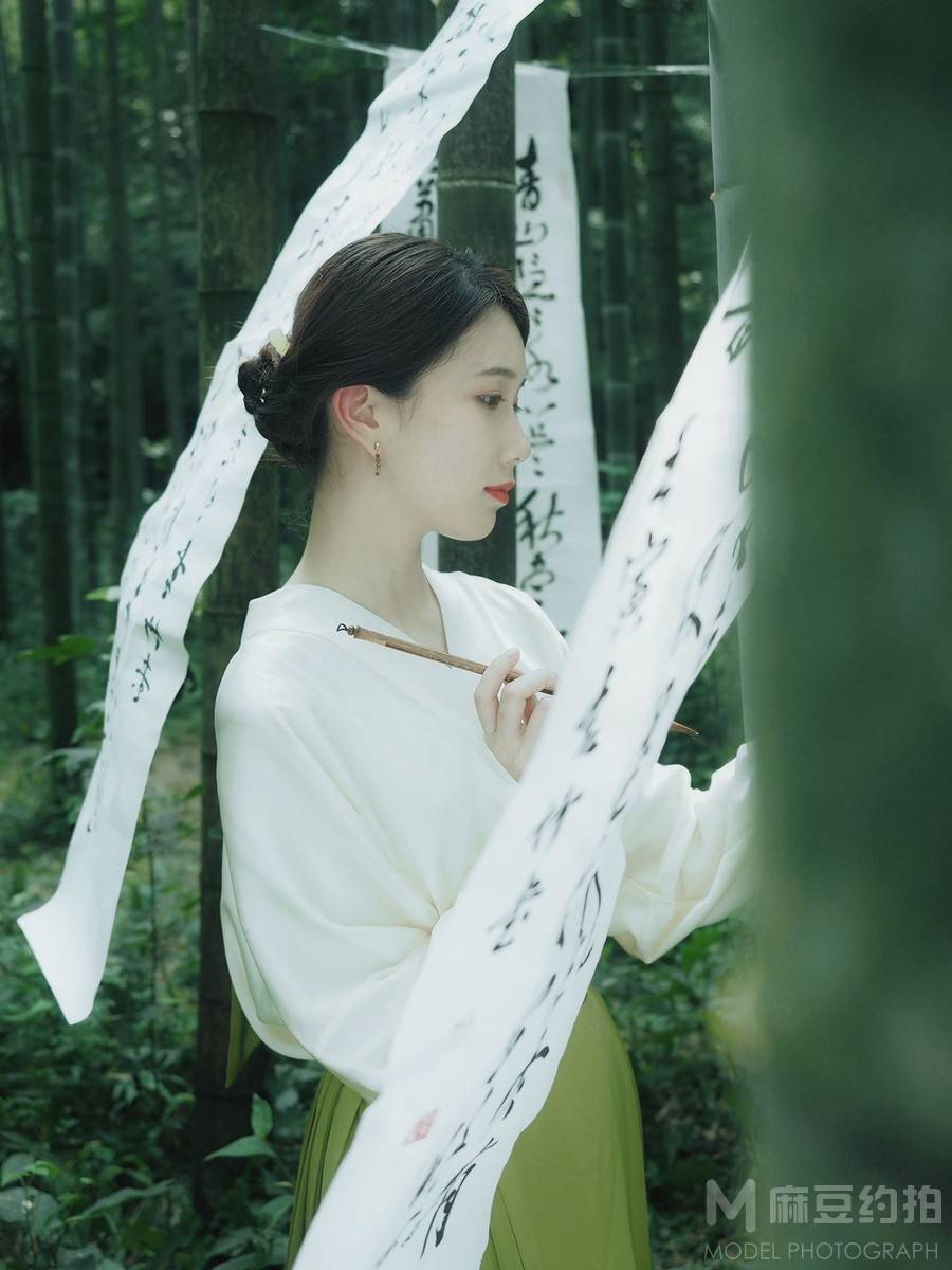 清新模特