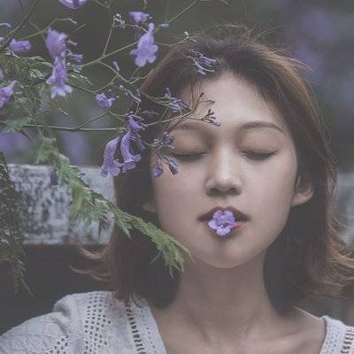 情绪模特