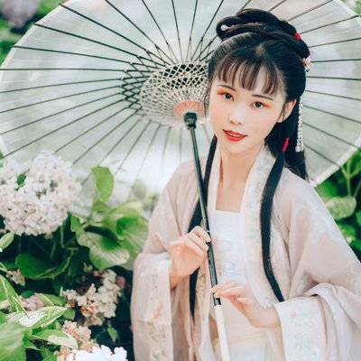 汉服模特