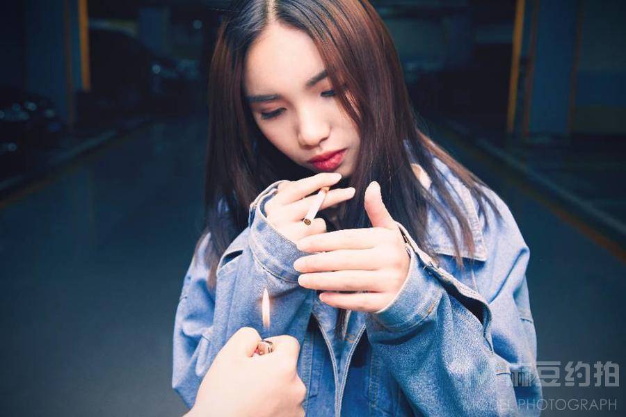 暗黑模特