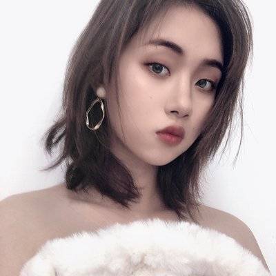 黑白模特
