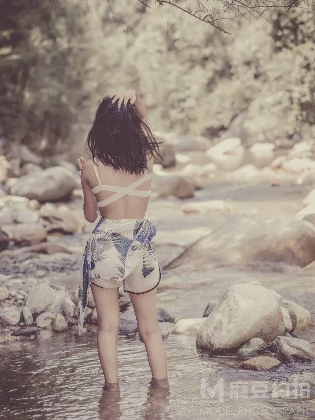 清新模特