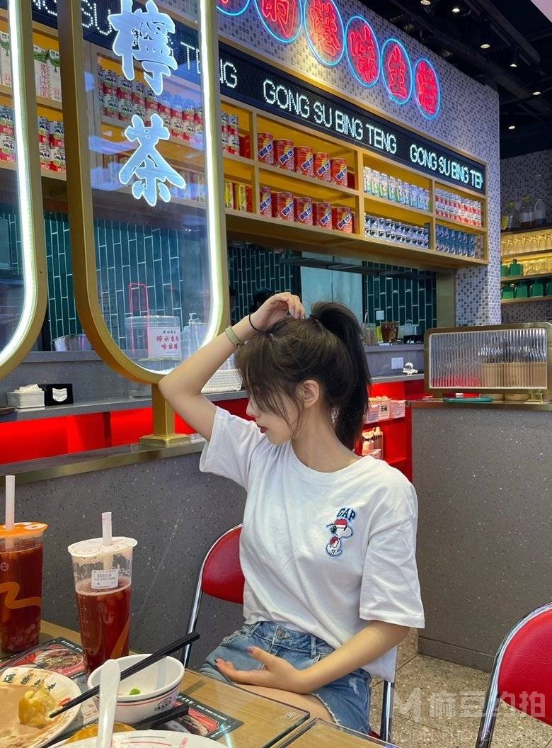 少女模特