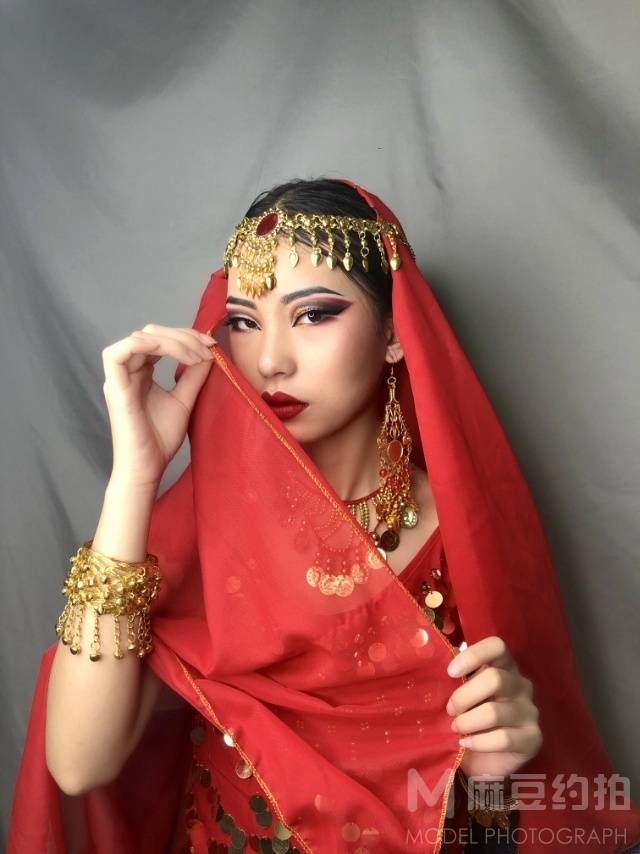 暗黑模特