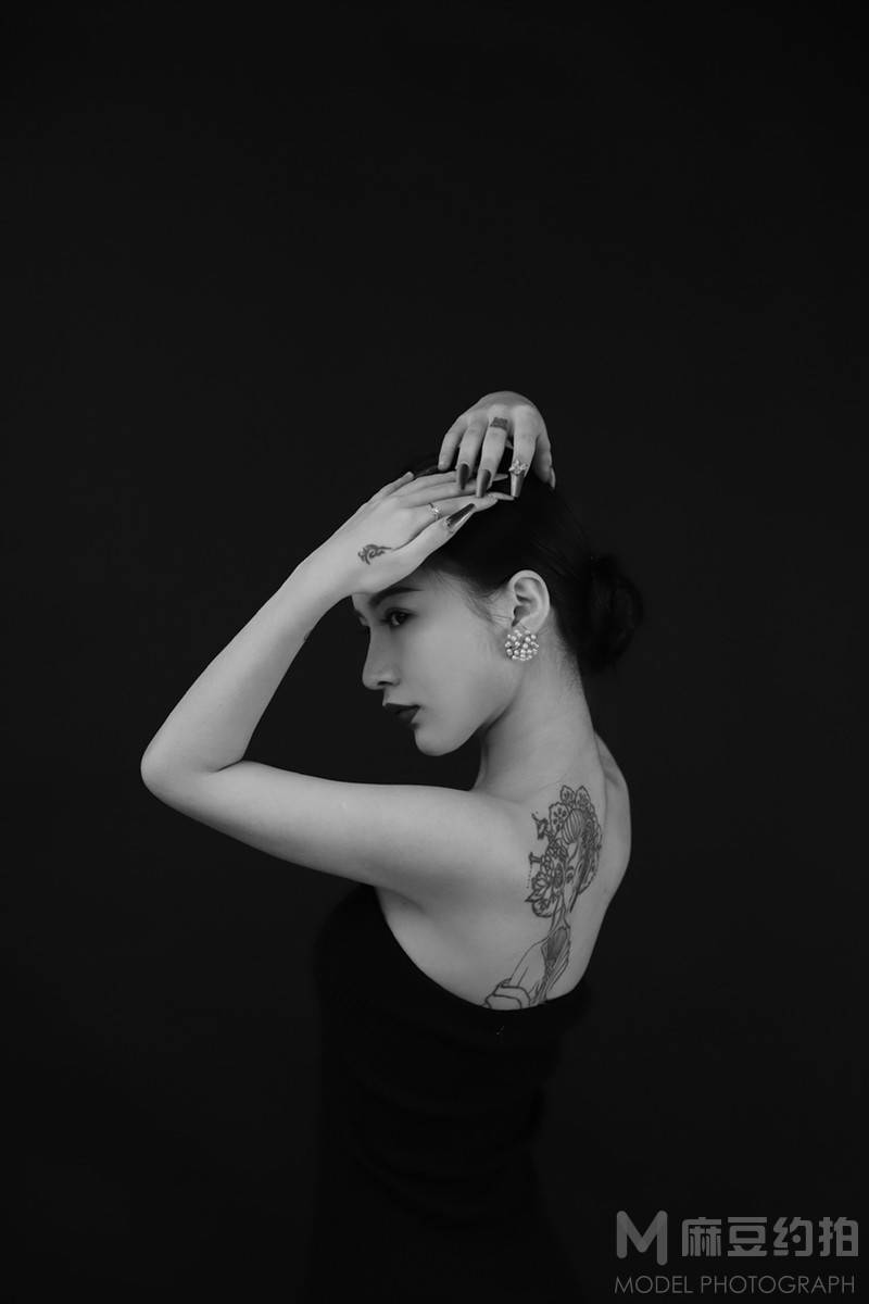暗黑模特