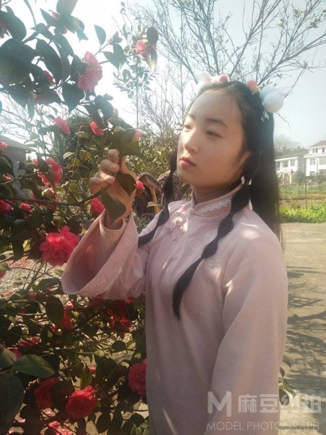 汉服模特
