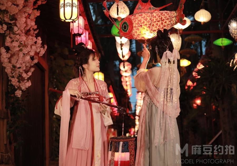 情侣模特