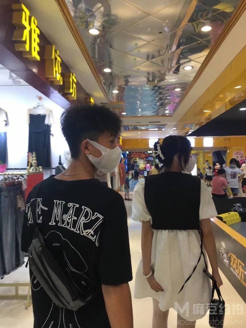 情侣模特