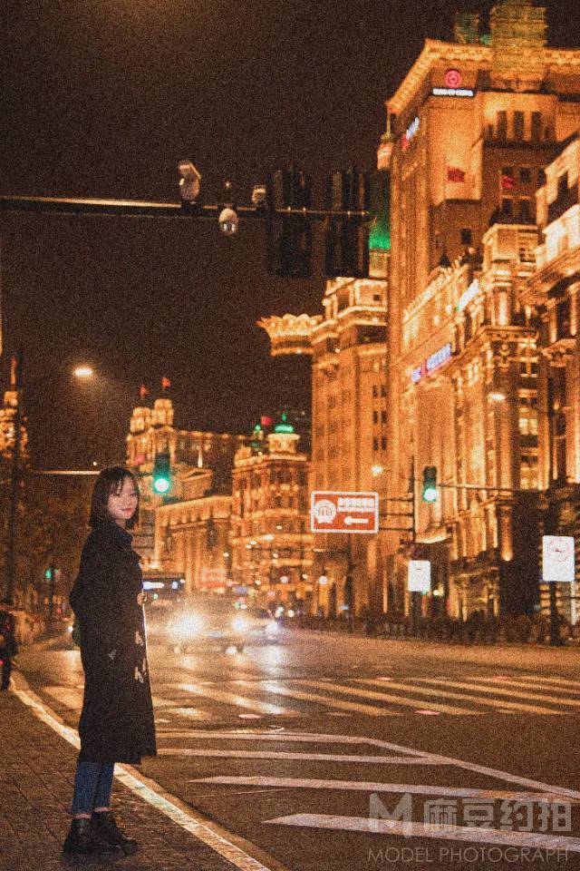 夜景模特