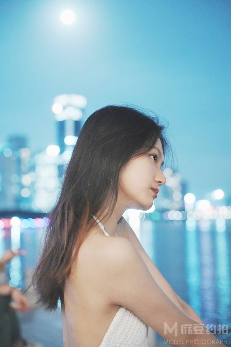 夜景模特