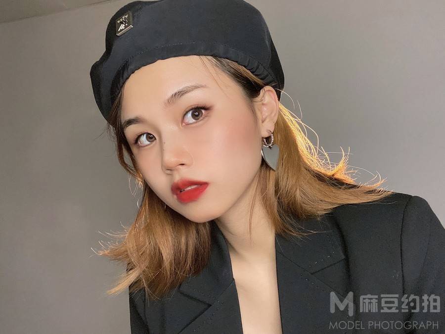 清新模特