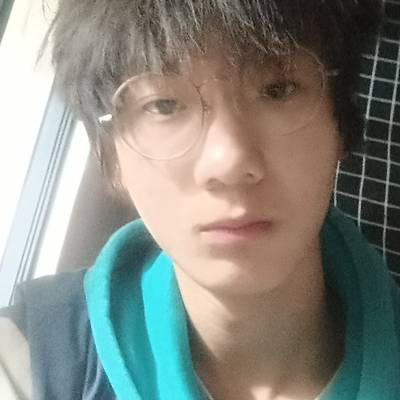 黑白模特