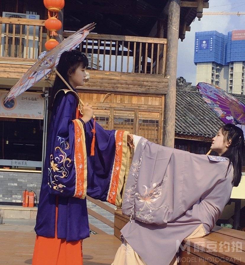 汉服模特