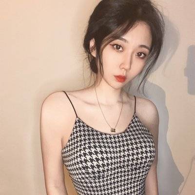 黑白模特