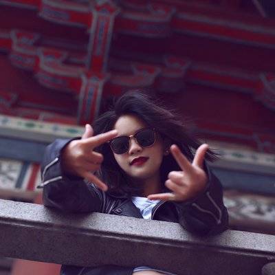 情绪模特