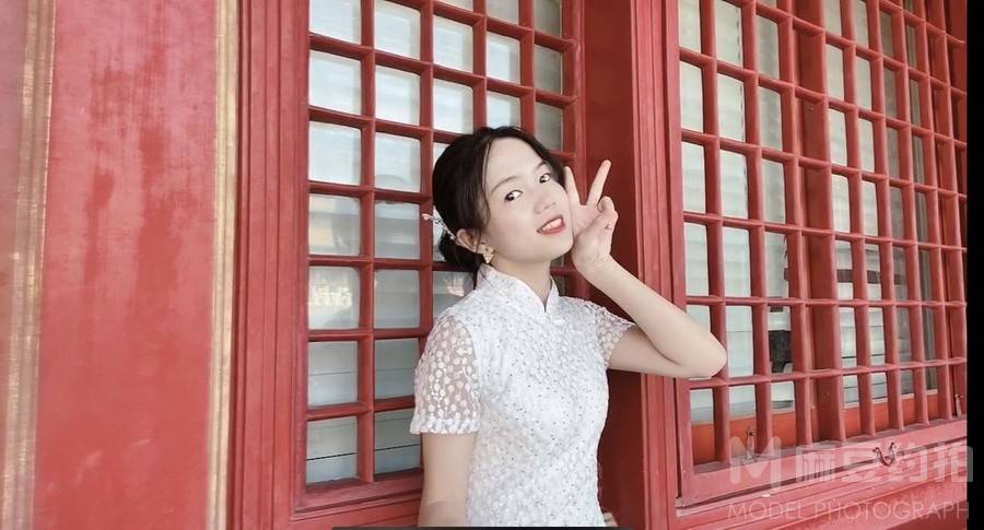 校园模特