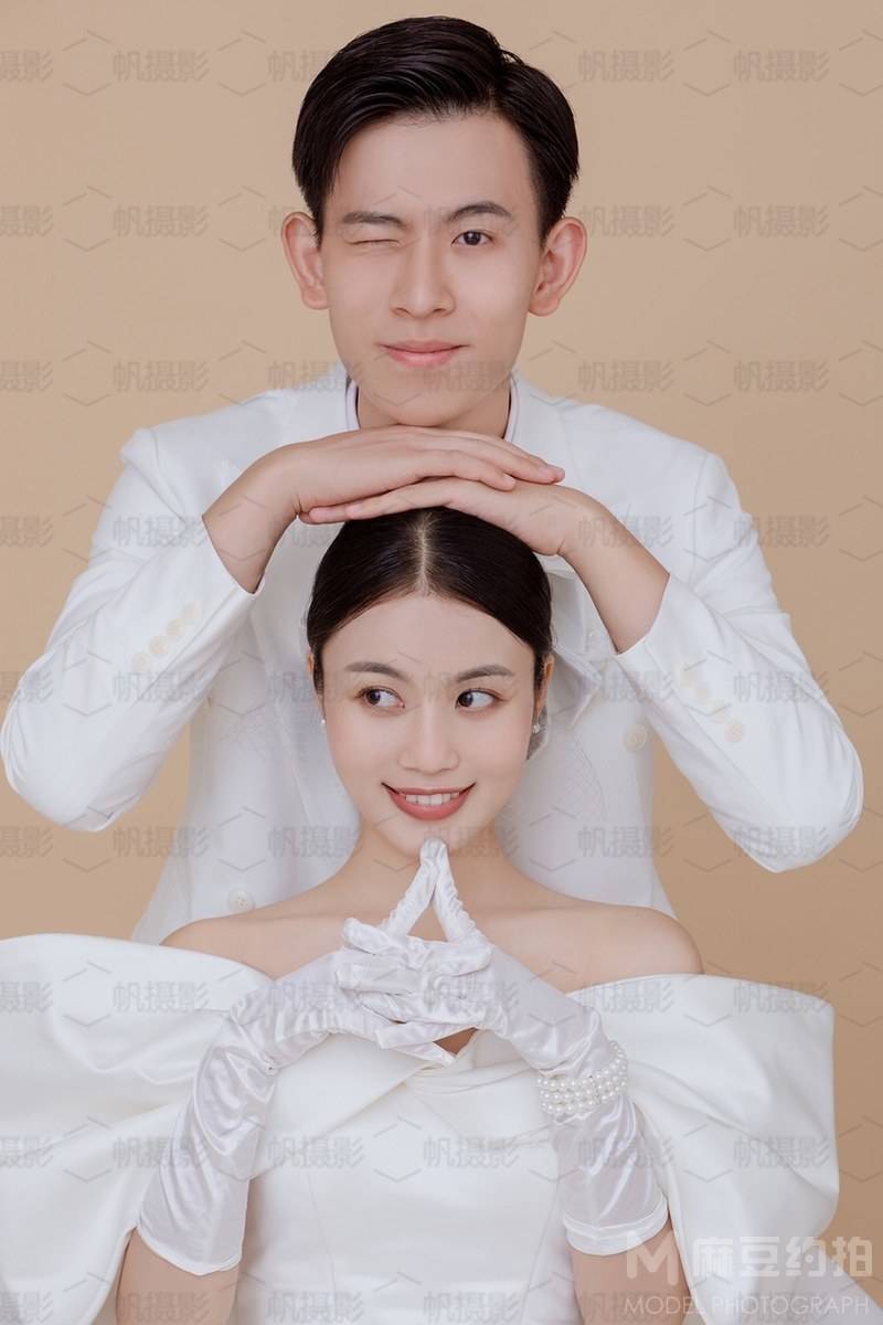 情侣模特