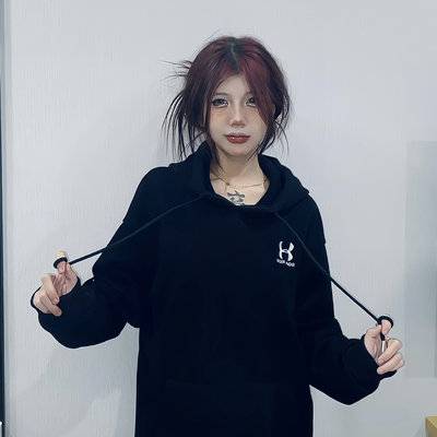 黑白模特