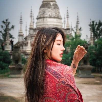 情绪模特