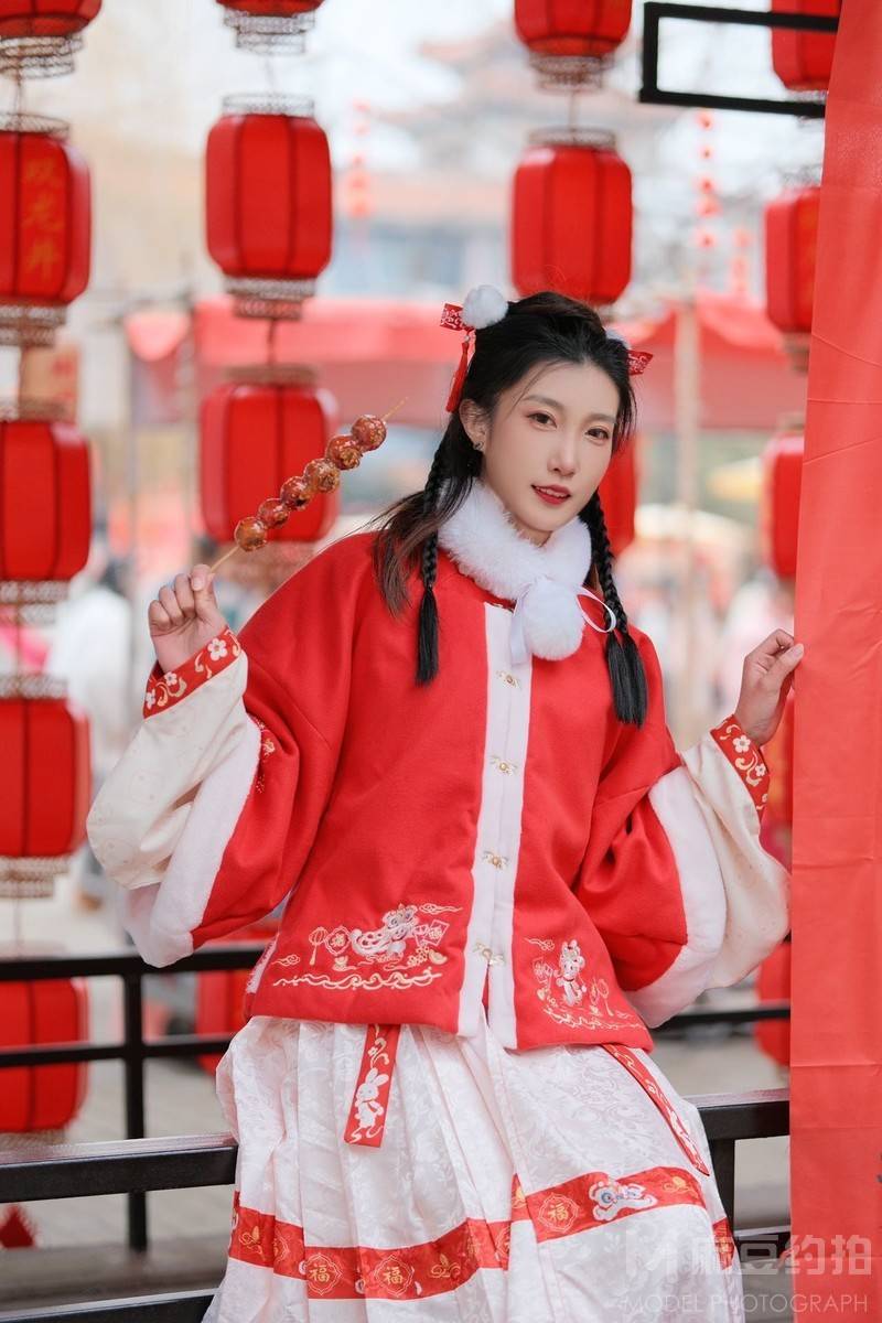 汉服模特