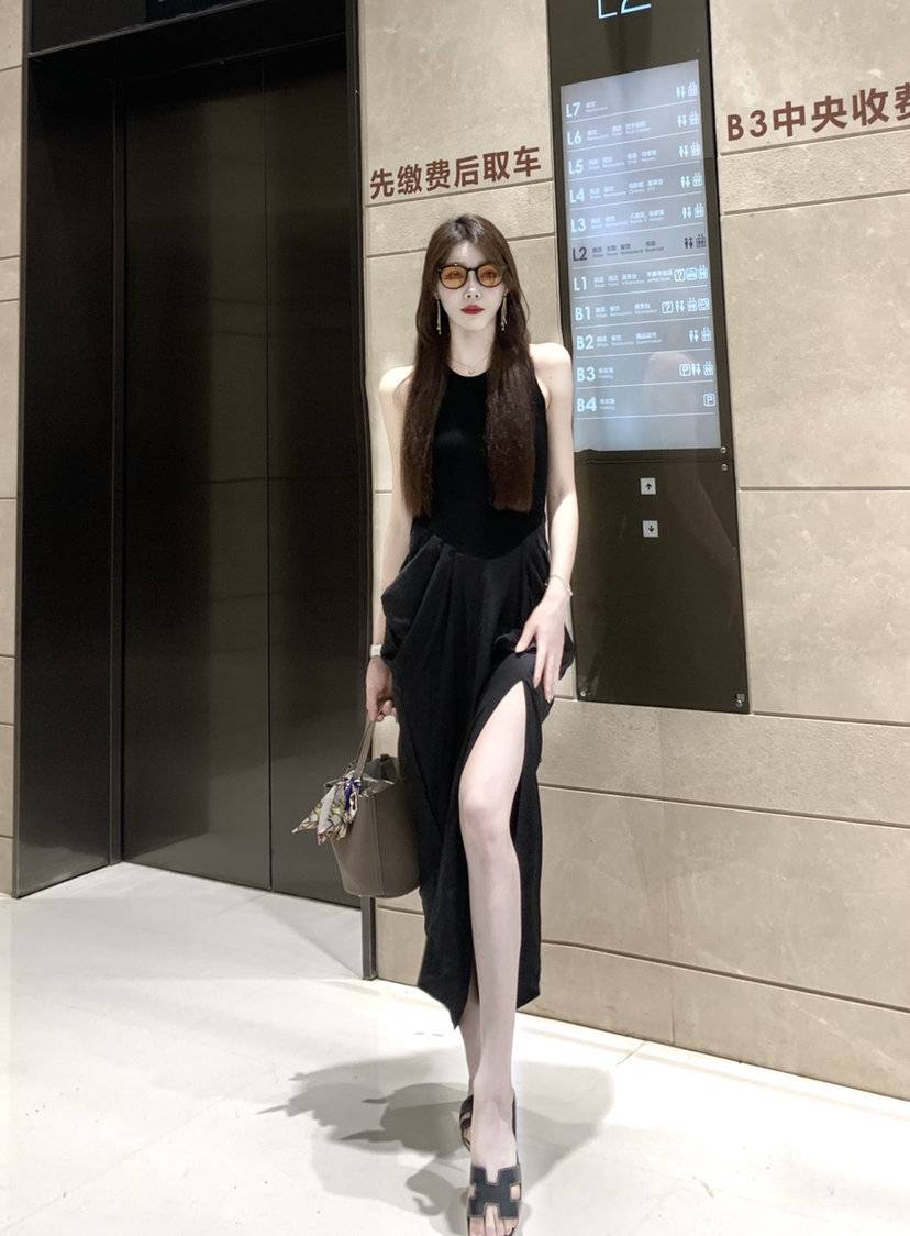黑白模特