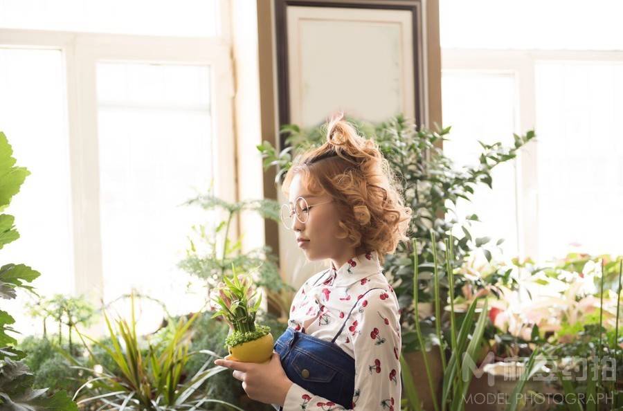 清新模特