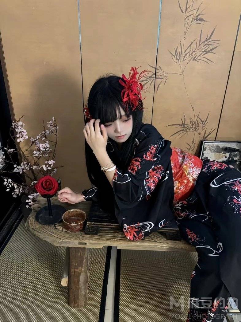 和服模特