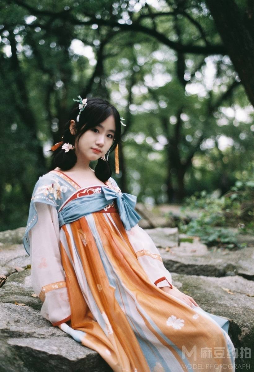 清新模特