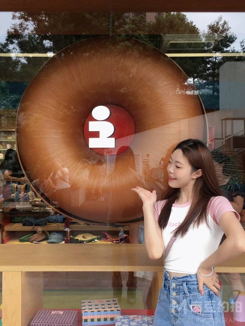 纪实模特