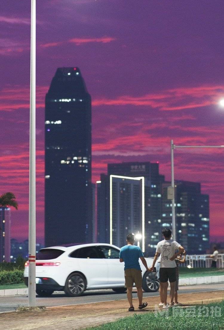 夜景模特