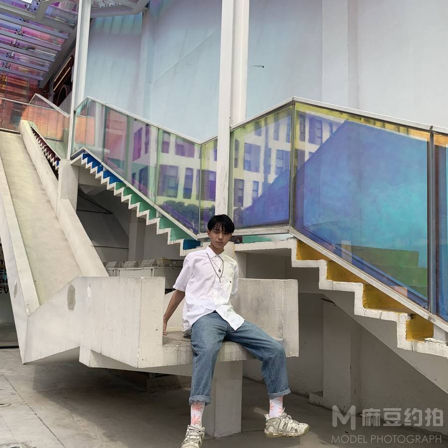 校园模特
