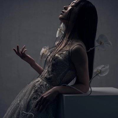 黑白模特