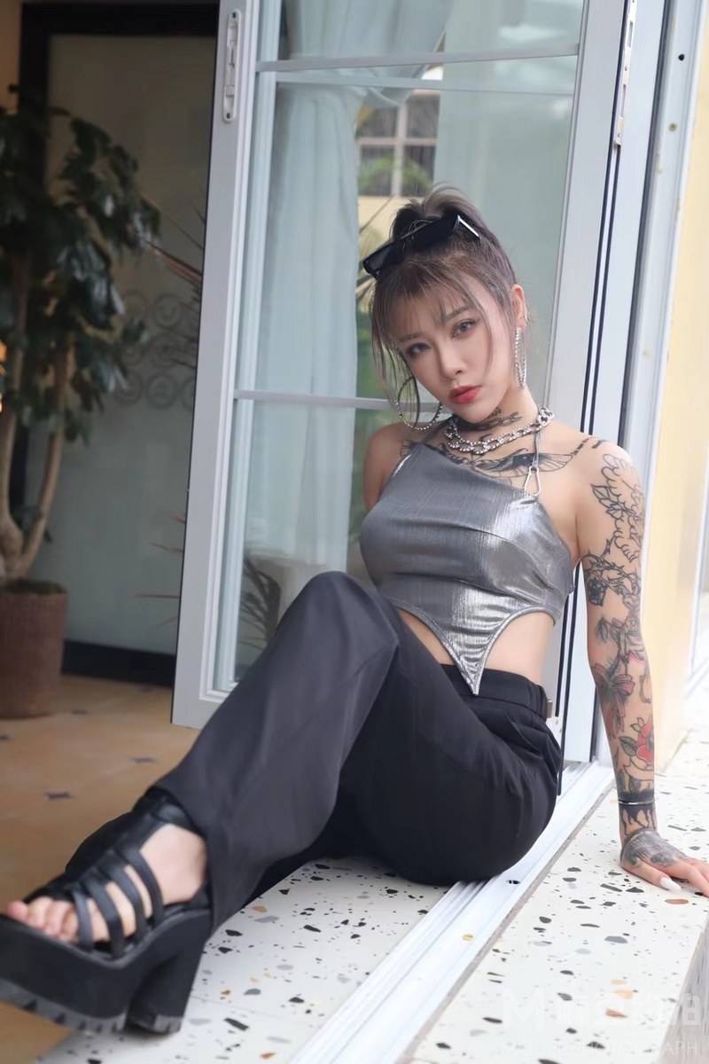 暗黑模特