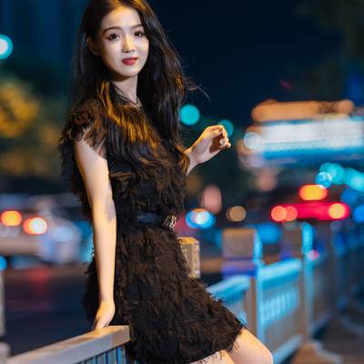 夜景模特