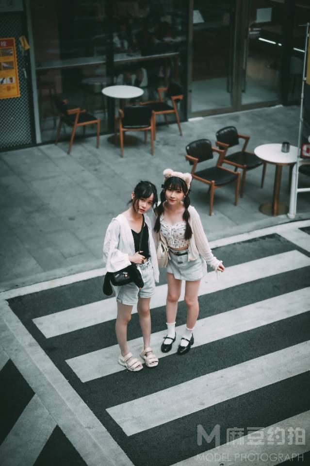 校园模特
