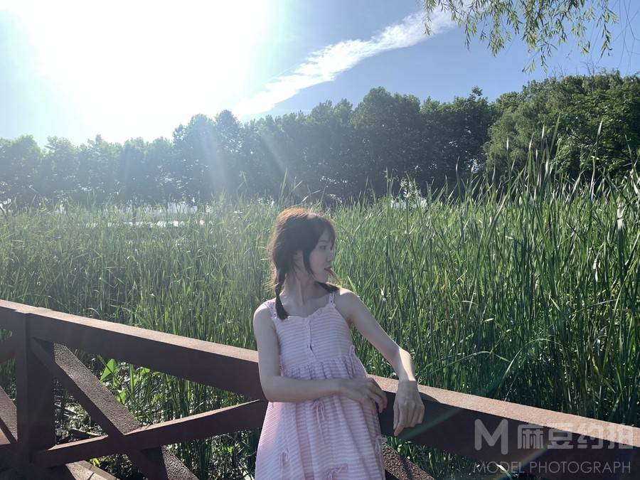清新模特