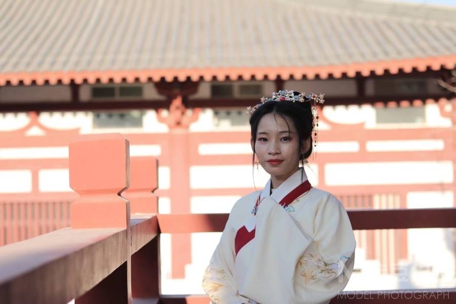 汉服模特