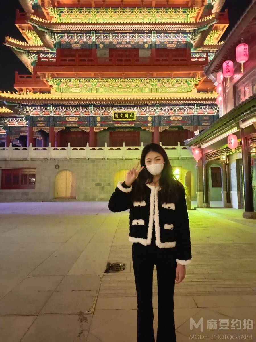 夜景模特