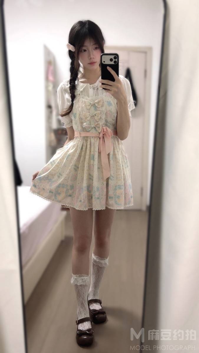 清新模特