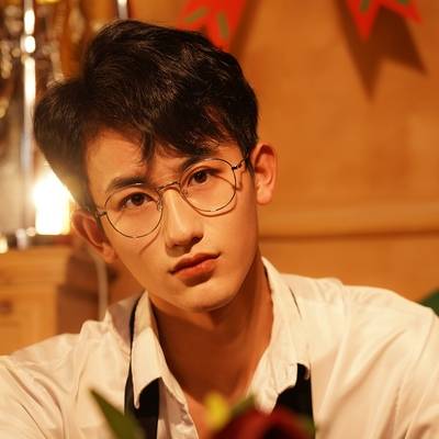 黑白模特