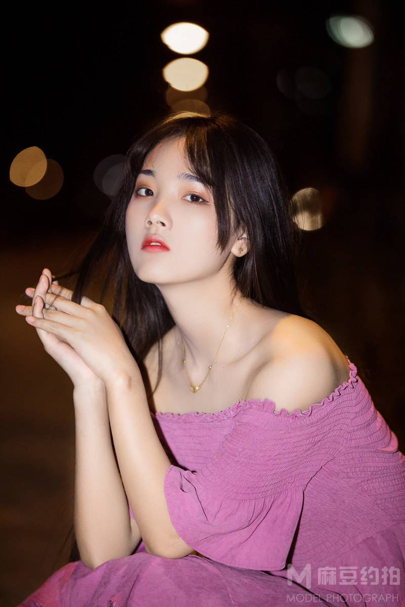 夜景模特
