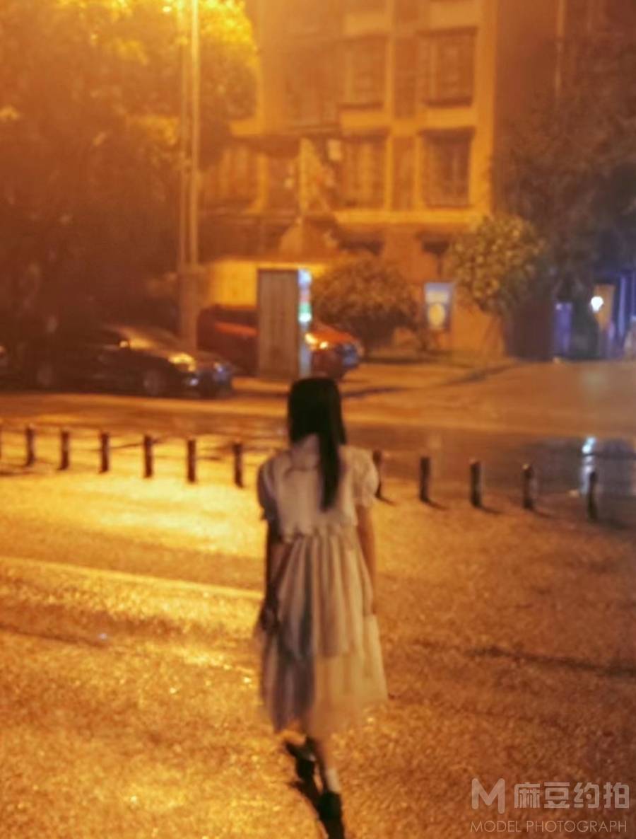 夜景模特